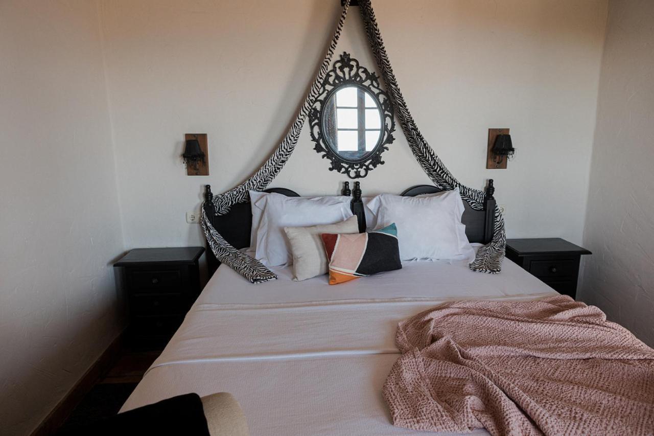 Posada Morisca Charming Hotel Boutique ฟรีฮิเลียนา ภายนอก รูปภาพ